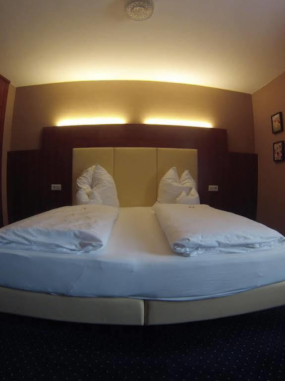 Hotel Wahlster Saarbruecken Luaran gambar